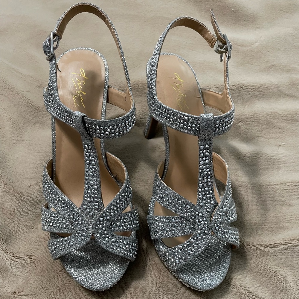 Thalia Sodi strappy platform heel